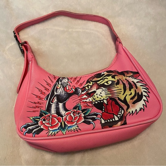 Ed Hardy by Siberia Hills Small Pink Y2K Inspired Handbag - Picture 1 of 11
